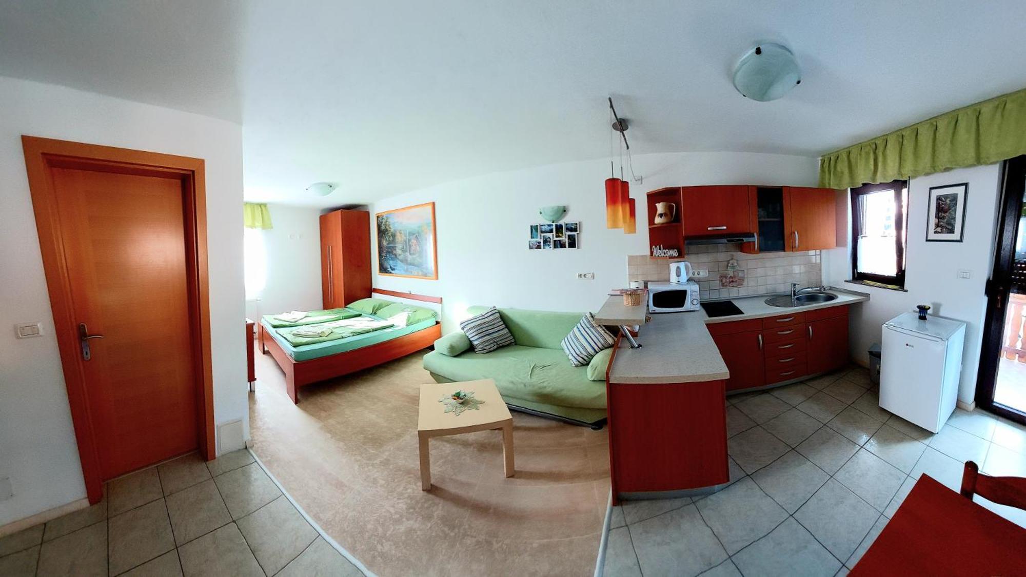 Apartments Krn Drezniske Ravne Екстериор снимка