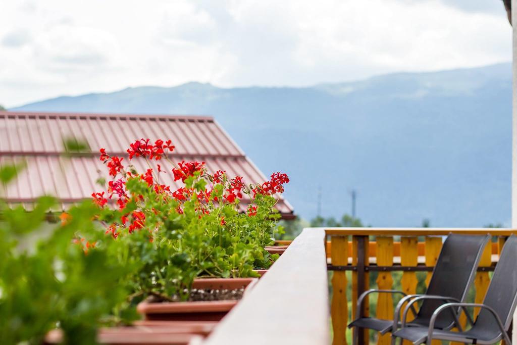 Apartments Krn Drezniske Ravne Екстериор снимка